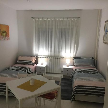 Studio Apatrman Pijalovic Bjelovar Exteriör bild
